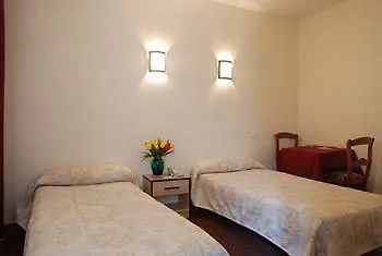 Gambetta 3* Париж